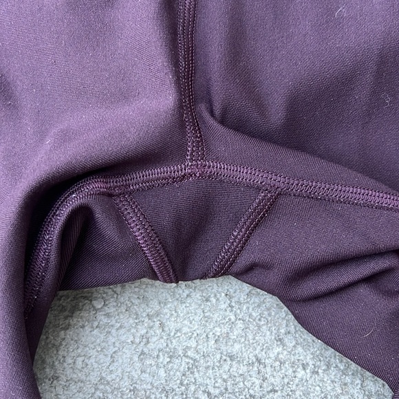 Lululemon In Focus Run Zoned Compression Tight Plum Shadow Size 6 - Picture 10 of 13